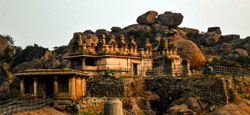 Shravanabelagola - Sakleshpur - Chikmagalur - Hampi Tour Package